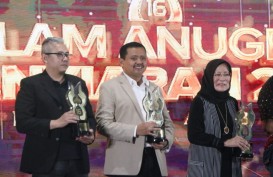 Bupati Dony Raih Anugerah KPID sebagai Kepala Daerah Peduli Penyiaran