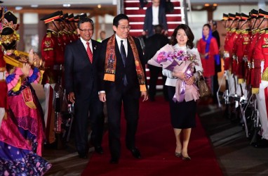 PM Jepang Fumio Kishida Tiba di Jakarta untuk Hadiri KTT Asean 2023