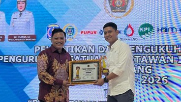 Peduli Kemajuan Olahraga, Pupuk Kaltim Raih Golden Siwo Award dari PWI Pusat