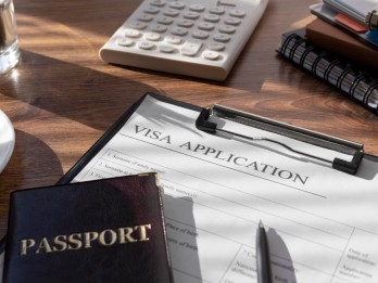 Top 5 News Bisnisindonesia.id: Dari Golden Visa hingga Batal Impor Beras