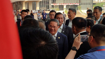Luhut dan PM China Jajal Kereta Cepat, Menhub dan PJ Gubernur DKI Ikut Hadir