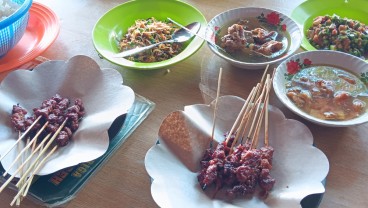 Jelajah Investasi Sasambo : Sate Rembiga, Menu Wajib Kota Mataram