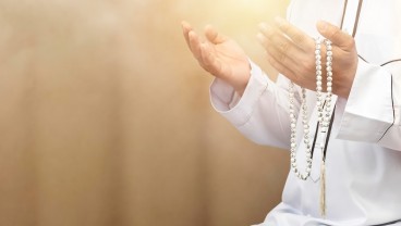 Arti Sholawat Asyghil, Arab, Keutamaan, dan Cara Mengamalkannya