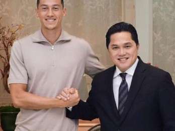 Erick Thohir Datangkan Bek Serie B Jay Idzes untuk Proses Naturalisasi