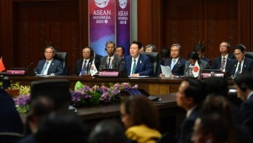 KTT Asean 2023: Fumio Kishida Ngobrol dengan Li Qiang Soal Limbah PLTN Fukushima