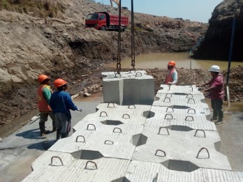 Wika Beton (WTON) Produksi Sabodam Modular Proyek Air Baku di Palu