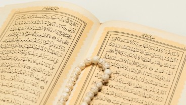 Keutamaan Surat Al-Waqiah, Bacaan Arab, Latin, dan Artinya