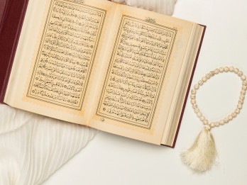Bacaan Surat Al-Mulk Arab, Latin, Arti, dan Keutamaannya
