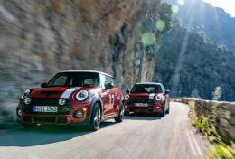 BMW Investasi US$751 Juta untuk Pabrik Mobil Listrik Mini Cooper di Inggris