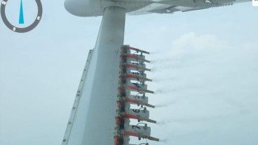 Tekan Polusi Jakarta, 2  Pesawat Cesna Terus Lakukan Water Mist Spraying