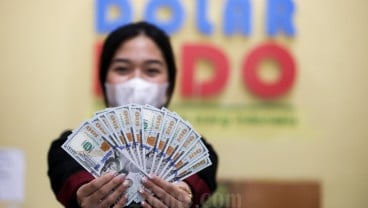 Tertekan Sentimen AS, Rupiah Berisiko ke Rp15.500 per Dolar