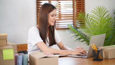 10 Kerja Sampingan yang Menghasilkan Uang Banyak, Bisa Online!