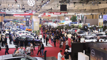 Mengejar Target Penjualan Mobil 2023