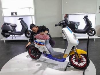 Penjualan Motor Listrik Subsidi Sisa 2,5 Bulan, Bagaimana Mencapai Target?