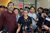 Sembilan Jam Diperiksa Bareskrim, Rocky Gerung Dicecar 70 Pertanyaan