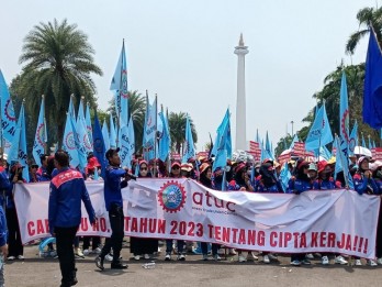 Minta UU Cipta Kerja Dicabut, Buruh: Kami Dipaksa Terima Upah Murah!