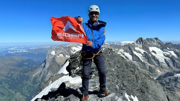 Cerita Pendaki Asal Indonesia Sampai Puncak Eiger di Tengah Cuaca Ekstrem