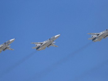 Pesawat Pengebom Rusia Su-24 Jatuh, Nasib 2 Awaknya Belum Diketahui