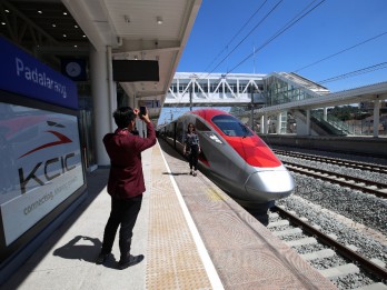 Kereta Cepat Jakarta-Bandung Layani 8 Perjalanan Selama Uji Coba