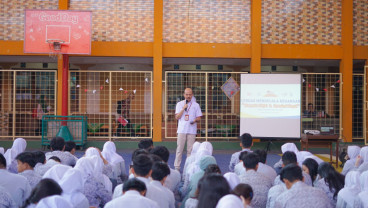 OJK Sasar Anak SMA untuk jadi Agen Inklusi Keuangan di Masyarakat