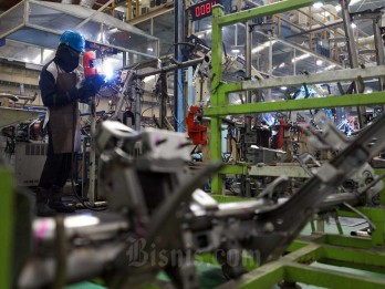 Rupiah Melemah, Harga Barang Otomotif Terancam Makin Mahal