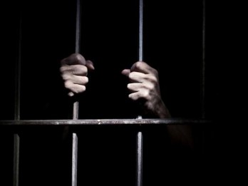 Tak Main-Main, Pakai Wajah Orang Lain untuk Stiker WhatsApp Bisa Dipenjara dan Didenda Rp2 Miliar