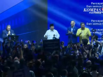 Momen SBY Nyanyikan Lagu 