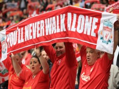Sejarah Lagu You'll Never Walk Alone 'Anthem' Klub Liverpool yang Dipersembahkan SBY untuk Prabowo