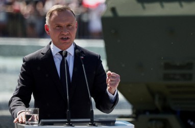 Ukraina vs Polandia, Presiden Andrzej Duda Ibaratkan Ukraina Pria Tenggelam