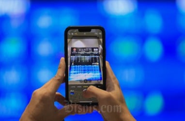 IHSG Ditutup 7.016, Saham META, AHAP & DOOH Melambung 30 Persen