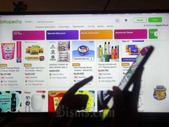 Sri Mulyani Tunda Penerapan Tokopedia-Shopee Cs Jadi Pemungut Pajak