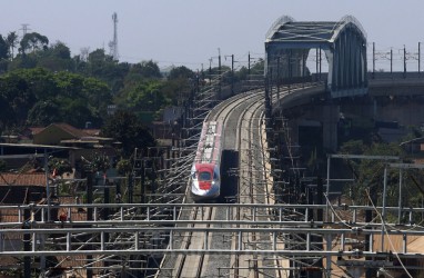 Kemenhub Beberkan Progres Izin Operasi Kereta Cepat WHOOSH