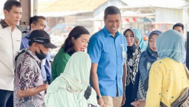 Dirut BPJS Ketenagakerjaan Edukasi Nelayan PPP Tegalsari
