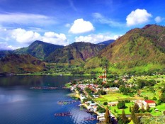 Kemenparekraf Ingin Desa Wisata Kawasan Danau Toba Naik Kelas