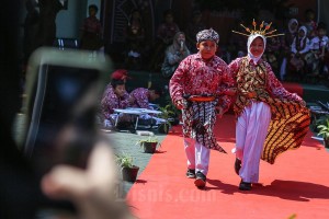 Parade Batik Katulistiwa di Semarang