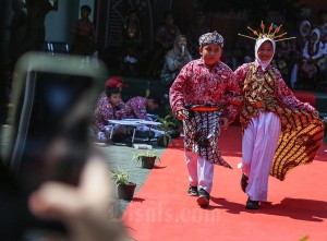 Parade Batik Katulistiwa di Semarang