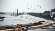 Tanggul Raksasa Jakarta Rembes, Heru Budi Klaim Tidak Berbahaya