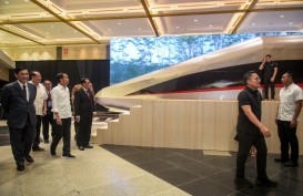 Jokowi Tinjau Pameran Hub Space di JCC