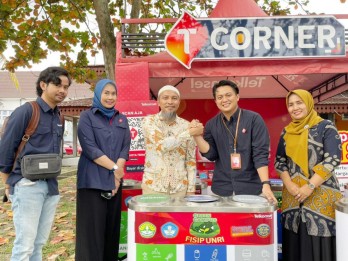 Sinergi Telkomsel Wujudkan Green Society dan Green Campus di FISIP Universitas Riau