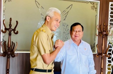 Survei Indikator Politik: Elektabilitas Ganjar Naik, Prabowo dan Anies Turun