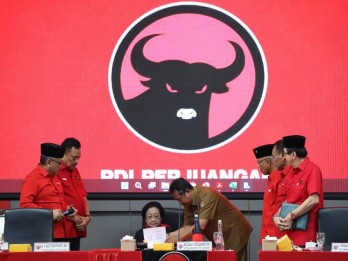 Survei Indikator Politik: Perolehan Suara PDIP Masih Dominasi Pileg 2024