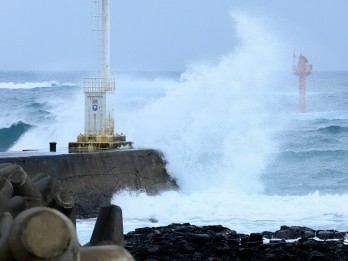 Siklon Tropis Koinu Berpotensi Picu Hujan Lebat hingga Gelombang Laut Tinggi di RI