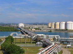 PLN Bakal Pasok Listrik Bersih ke Kilang Badak LNG