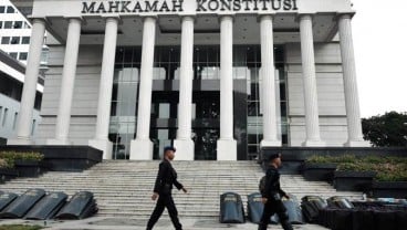 MK Tolak 5 Gugatan UU Cipta Kerja Sekaligus!