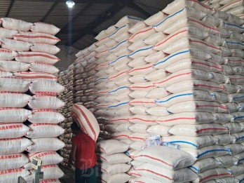 Beli Beras di Ritel Modern Mulai Dibatasi, Pertanda Bakal Langka?