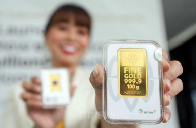 Harga Emas Antam Hari Ini Naik Tipis, Borong Rp1,04 Juta per Gram