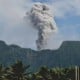 Gunung Ibu Meletus, Lontarkan Abu Setinggi 1,1 Kilometer