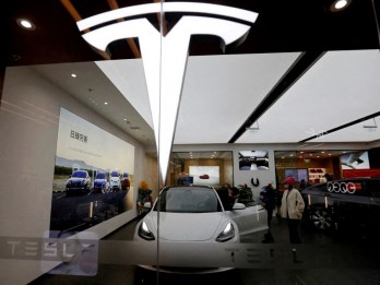 Penjualan Mobil Listrik Tesla Buatan China Alami Penurunan di September