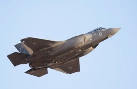 Bantu Lawan Hamas, AS Kirim Kapal Induk Penyerang dan Jet Tempur F-35 ke Israel