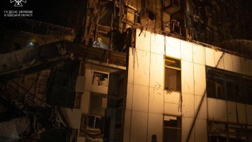 Pasukan Rusia Bombardir Bakhmut, 700 Serangan Dikerahkan ke Kupiansk-Lyman
